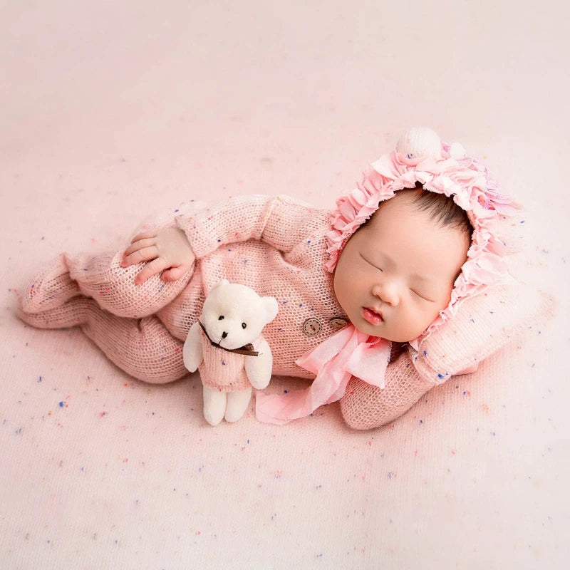 4 Pcs/Set Baby Clothes Newborn Photography Props Baby Romper Jumpsuit Hat Pillow Set With Cute Bear Doll Photo Shooting Outfits